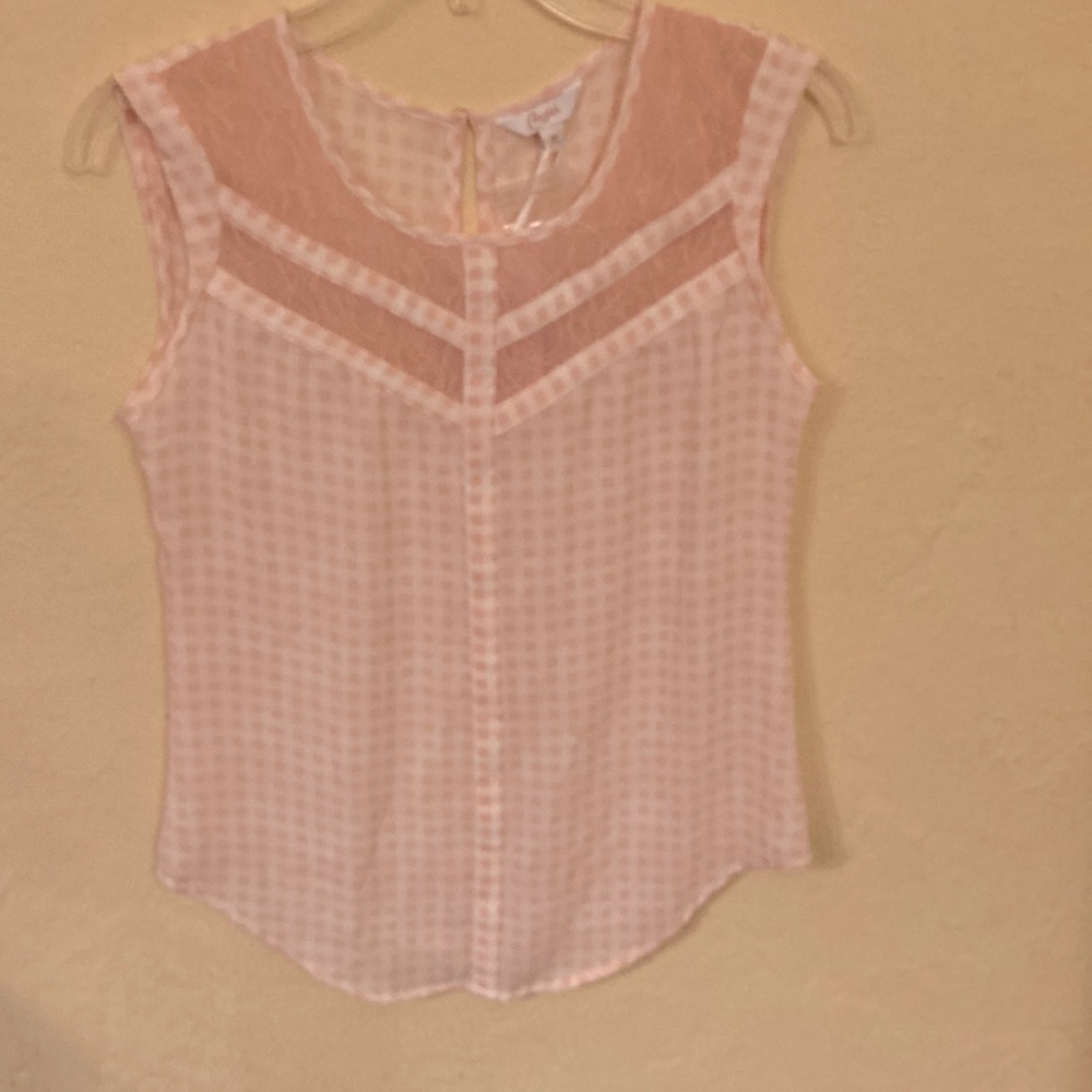 Candie’s Sleeveless Pink and White Top